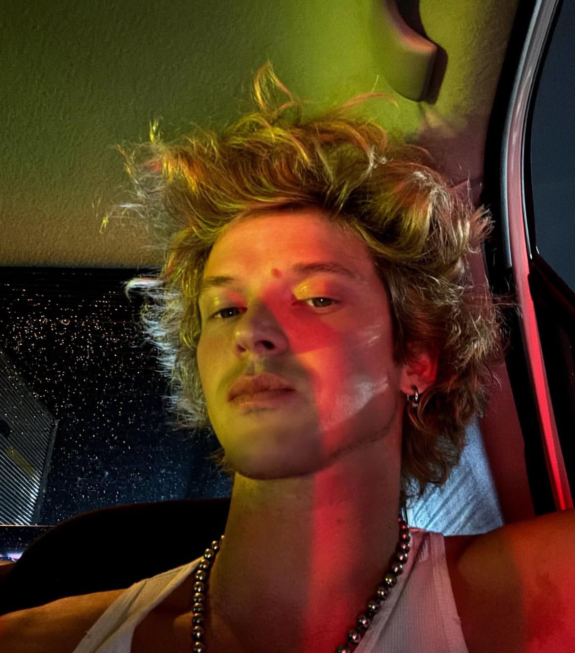 Hob’s Space – Biel Juste